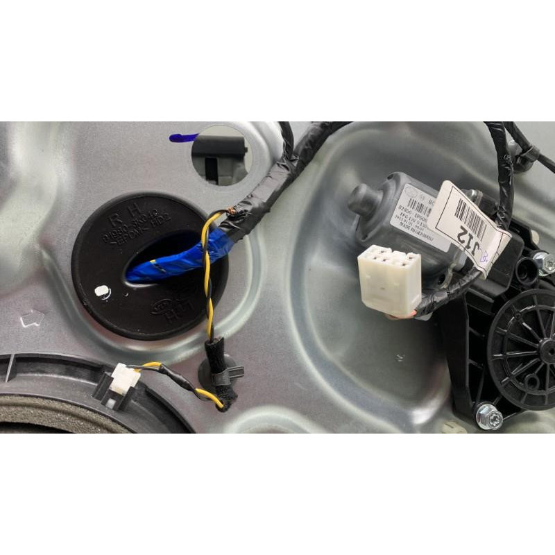Leve vitre electrique avant droit HYUNDAI IX 20 Photo n°3