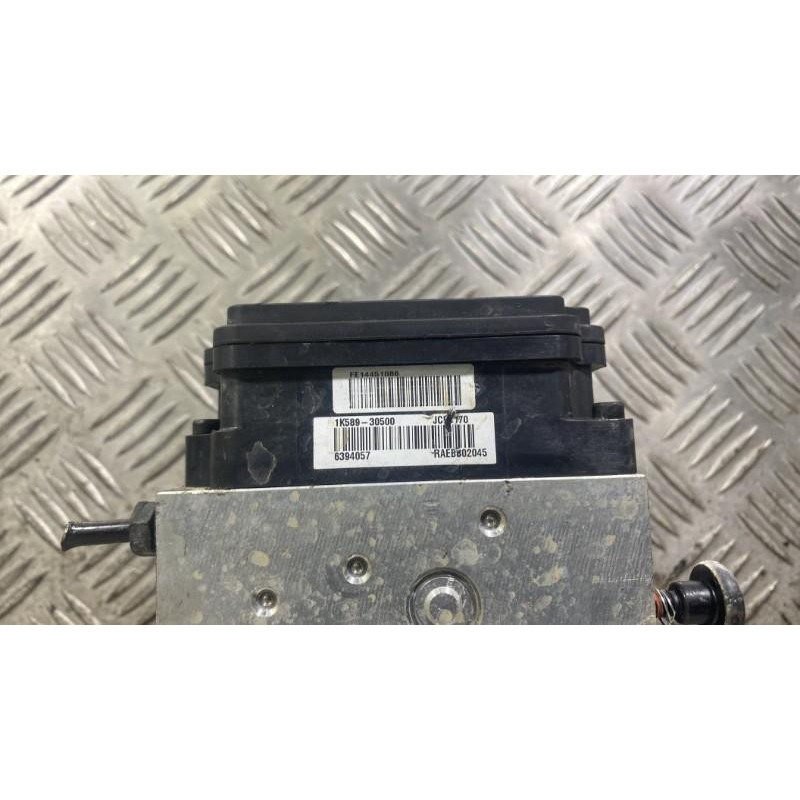 Bloc ABS (freins anti-blocage) HYUNDAI IX 20 Photo n°3
