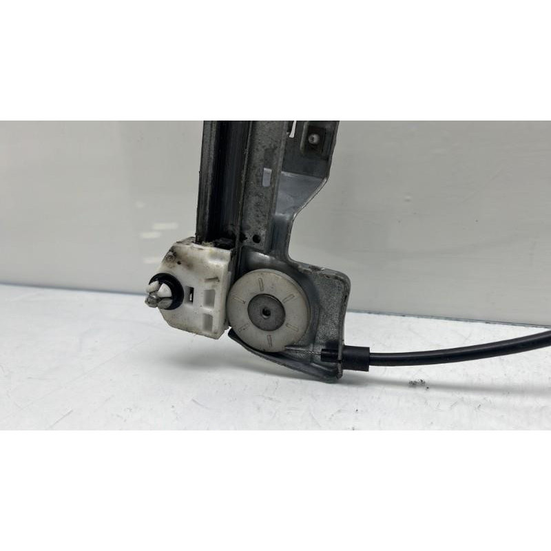Leve vitre electrique avant gauche RENAULT KANGOO 2 Photo n°3