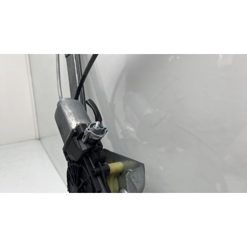 Leve vitre electrique avant gauche RENAULT KANGOO 2 Photo n°9