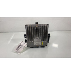 Calculateur moteur RENAULT CLIO 3