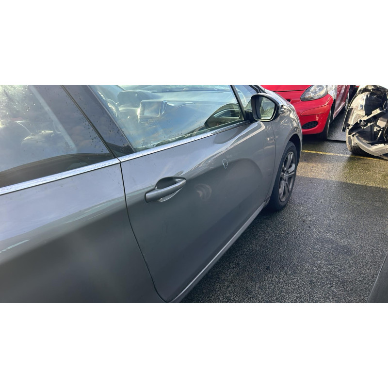 Cremaillere assistee PEUGEOT 208 1 Photo n°10