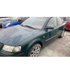 Retroviseur gauche VOLKSWAGEN PASSAT 4