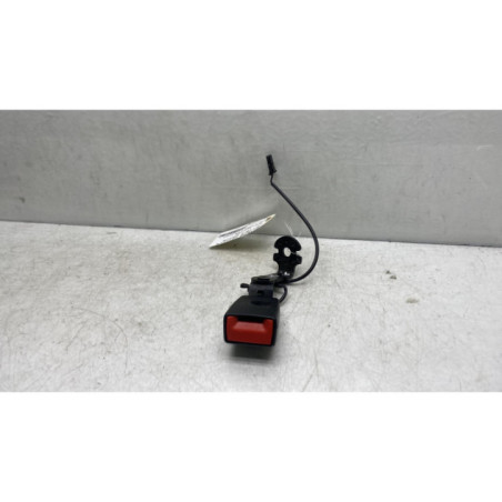 Attache ceinture arriere gauche AUDI A1 1