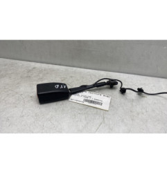 Attache ceinture avant droit DACIA DUSTER 2 Photo n°1