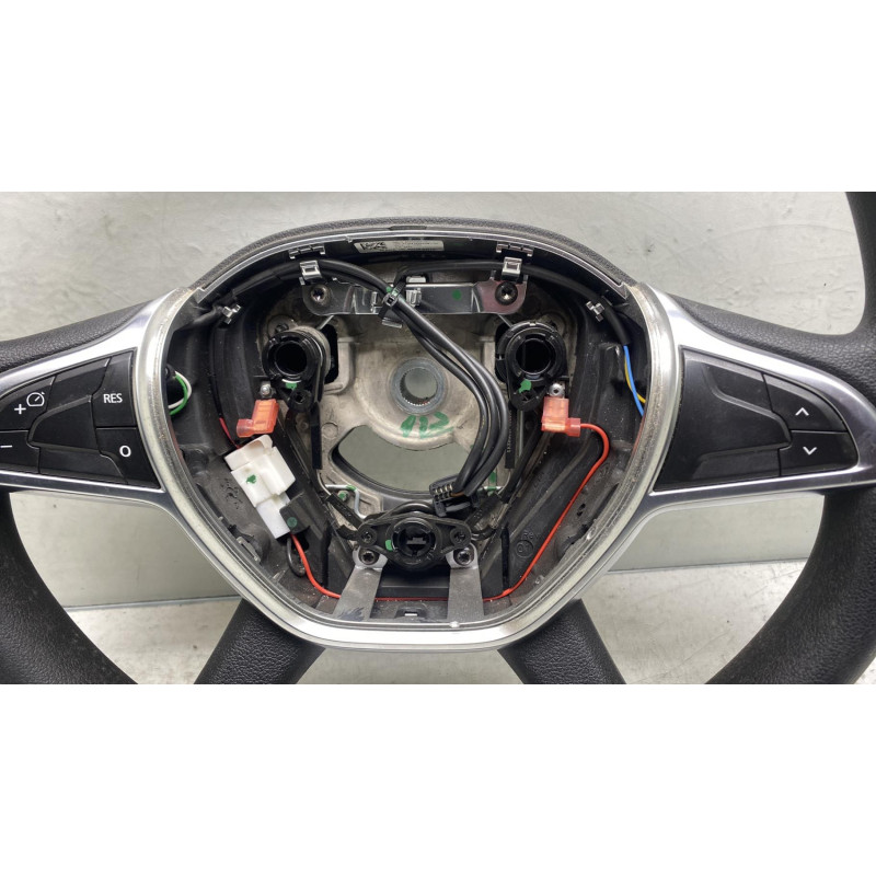 Volant DACIA DUSTER 2 Photo n°3