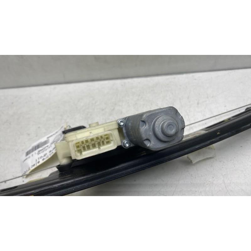 Leve vitre electrique arriere droit CITROEN C4 PICASSO 2 Photo n°3