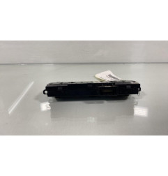 Bouton de warning DACIA DUSTER 2