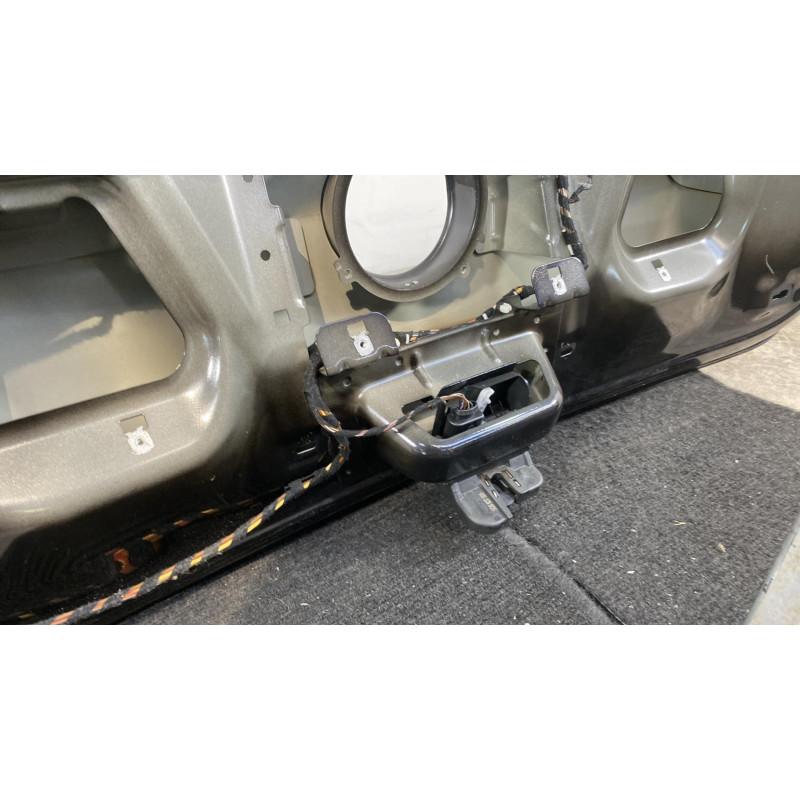 Malle/Hayon arriere VOLKSWAGEN GOLF 7 Photo n°9