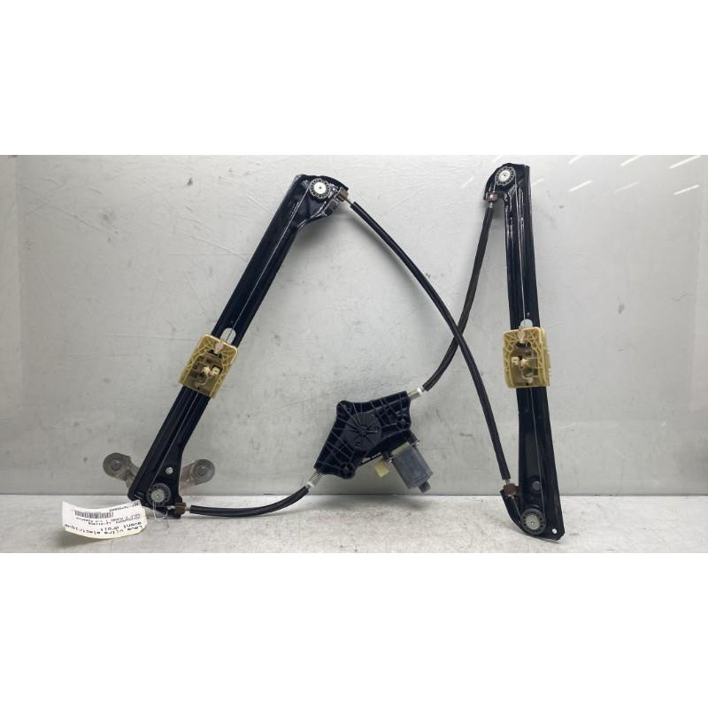 Leve vitre electrique avant droit VOLKSWAGEN GOLF 7 Photo n°3