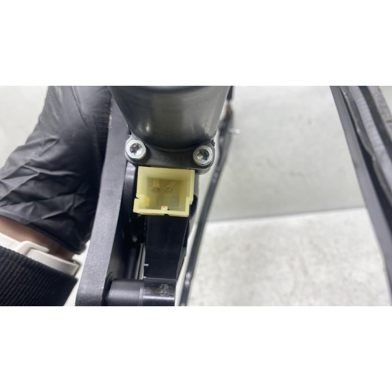 Leve vitre electrique avant droit VOLKSWAGEN GOLF 7 Photo n°7