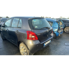 Serrure avant droit TOYOTA YARIS 2