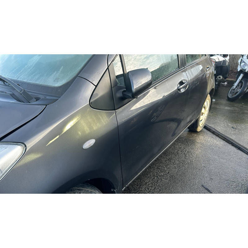 Serrure avant droit TOYOTA YARIS 2 Photo n°12
