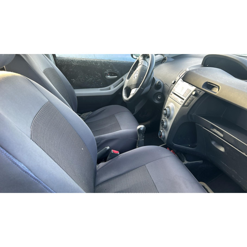 Serrure avant droit TOYOTA YARIS 2 Photo n°17