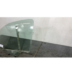 Vitre avant gauche PEUGEOT RIFTER