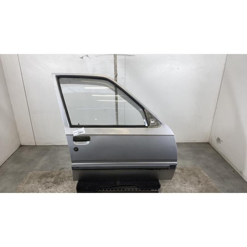 Porte avant droit PEUGEOT 309 Photo n°4