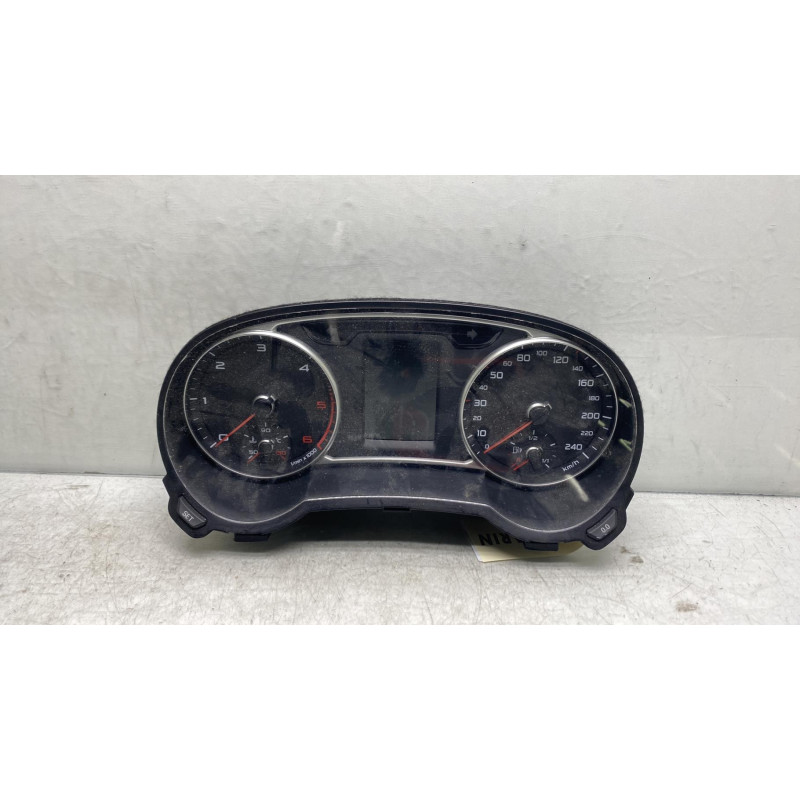 Compteur AUDI A1 1 Photo n°5