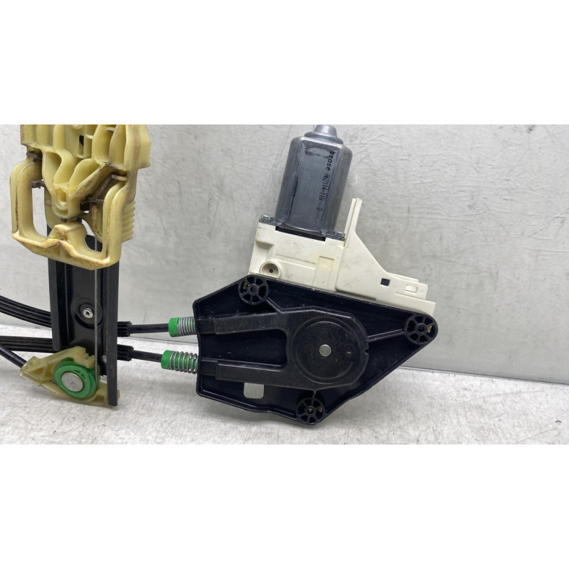 Leve vitre electrique avant gauche AUDI A1 1 Photo n°9