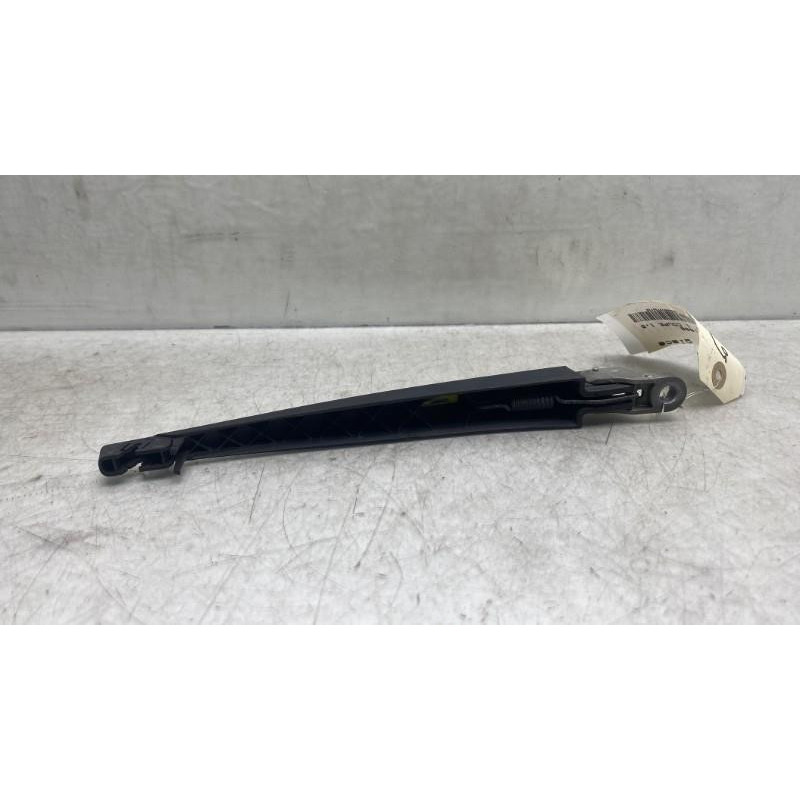 Bras essuie glace arriere RENAULT MEGANE 3 Photo n°4