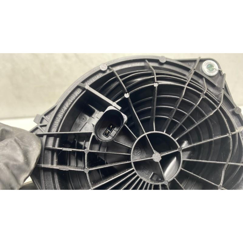 Bouton de coffre VOLKSWAGEN GOLF 7 Photo n°3