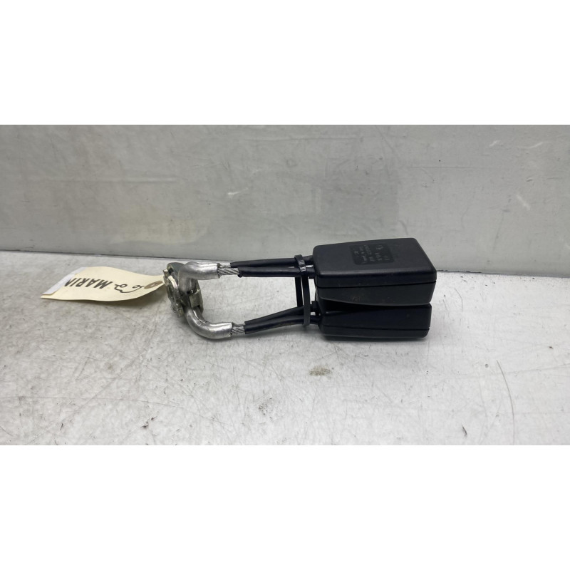 Attache ceinture arriere gauche SEAT IBIZA 4 Photo n°2