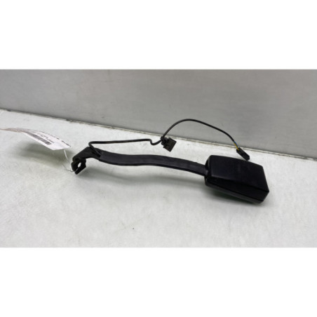 Attache ceinture avant droit VOLKSWAGEN JETTA 3 Photo n°1