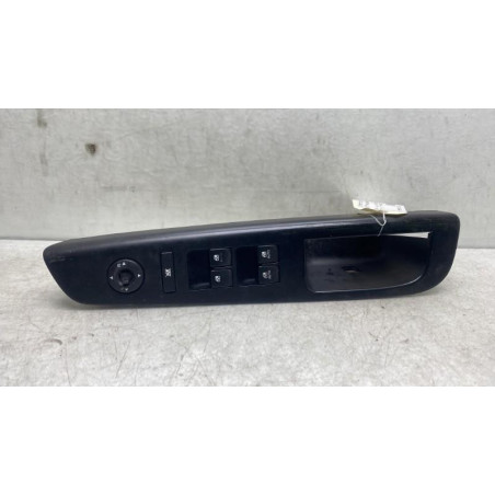 Interrupteur de leve vitre avant gauche KIA CEE-D 1