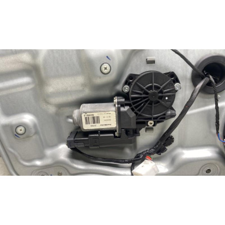 Leve vitre electrique arriere droit KIA CEE-D 1 Photo n°1