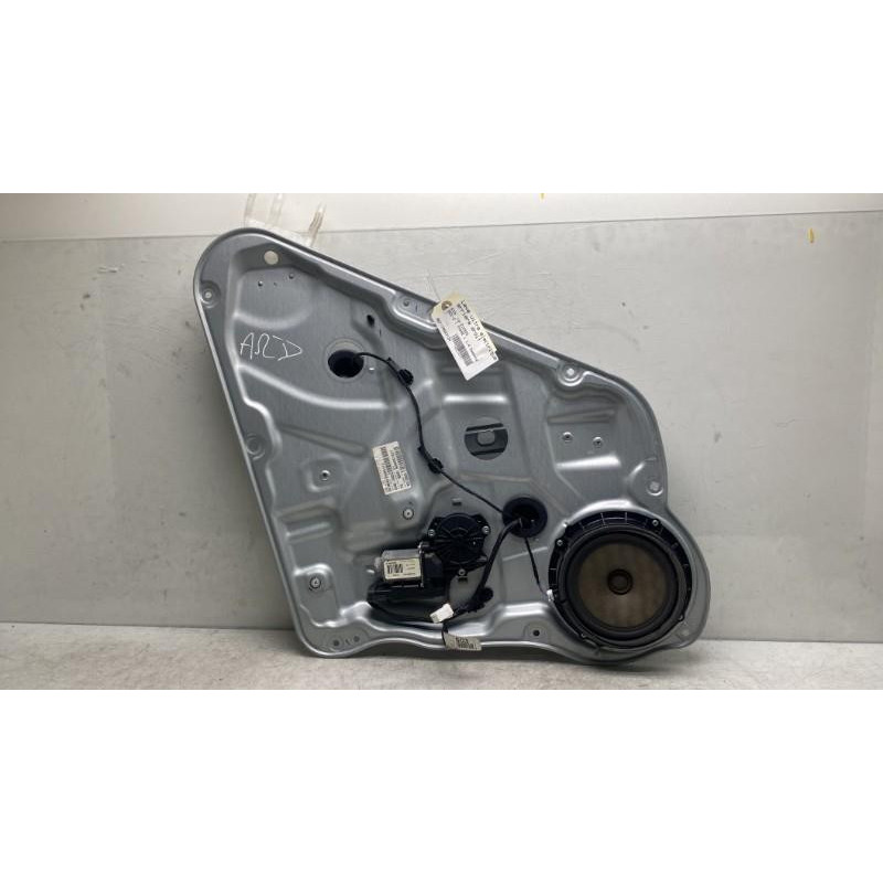 Leve vitre electrique arriere droit KIA CEE-D 1 Photo n°5