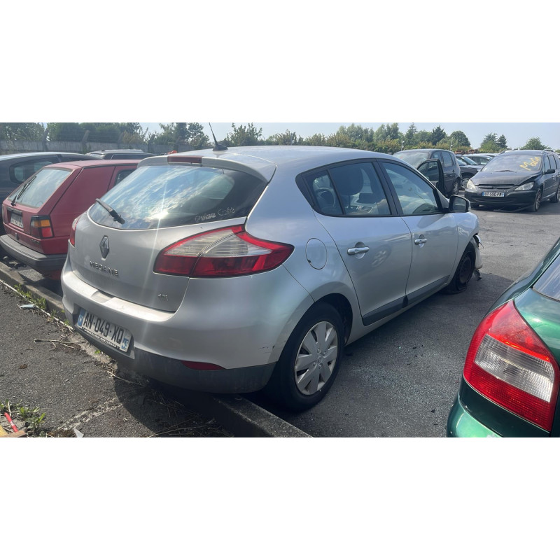 Boitier UCH RENAULT MEGANE 3 Photo n°8