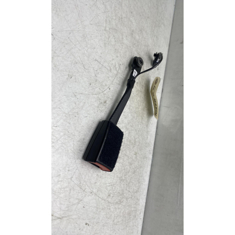 Attache ceinture avant gauche OPEL ZAFIRA TOURER C Photo n°2