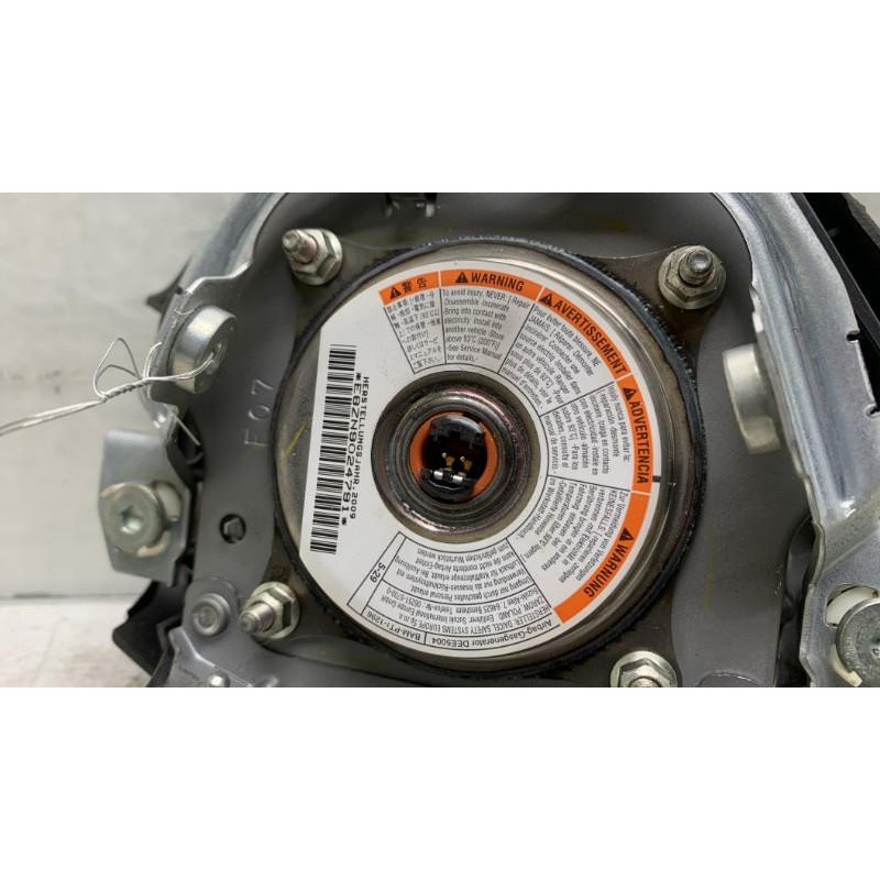 Air bag conducteur SUZUKI SWIFT 3 Photo n°2