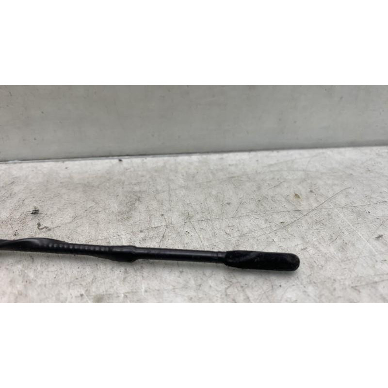 Antenne SUZUKI SWIFT 3 Photo n°2