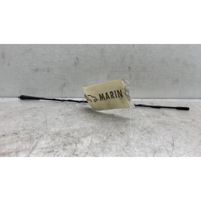 Antenne SUZUKI SWIFT 3 Photo n°3