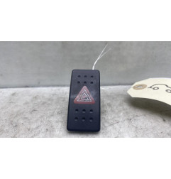 Bouton de warning SUZUKI SWIFT 3