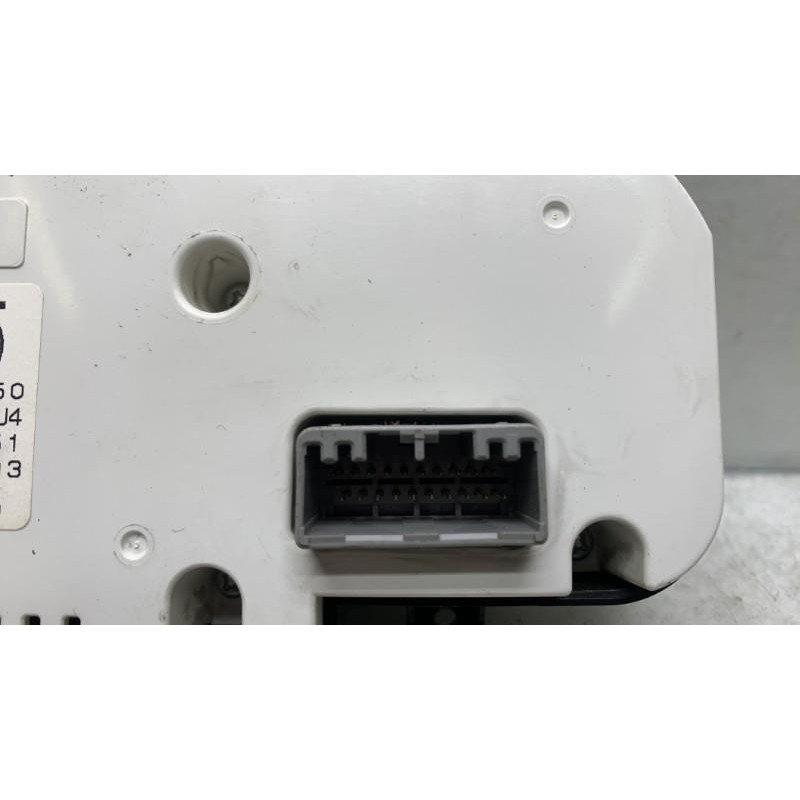 Commande chauffage SUZUKI SWIFT 3 Photo n°3