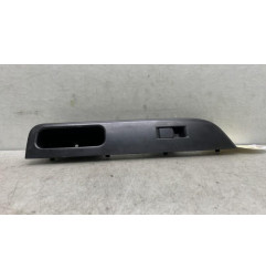 Interrupteur de leve vitre avant droit SUZUKI SWIFT 3 Photo n°1