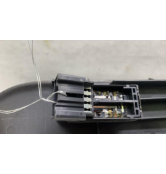 Interrupteur de leve vitre avant droit SUZUKI SWIFT 3
