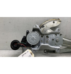 Leve vitre electrique avant gauche SUZUKI SWIFT 3 Photo n°1