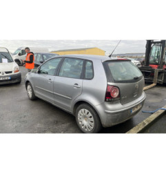 Serrure avant droit VOLKSWAGEN POLO 4