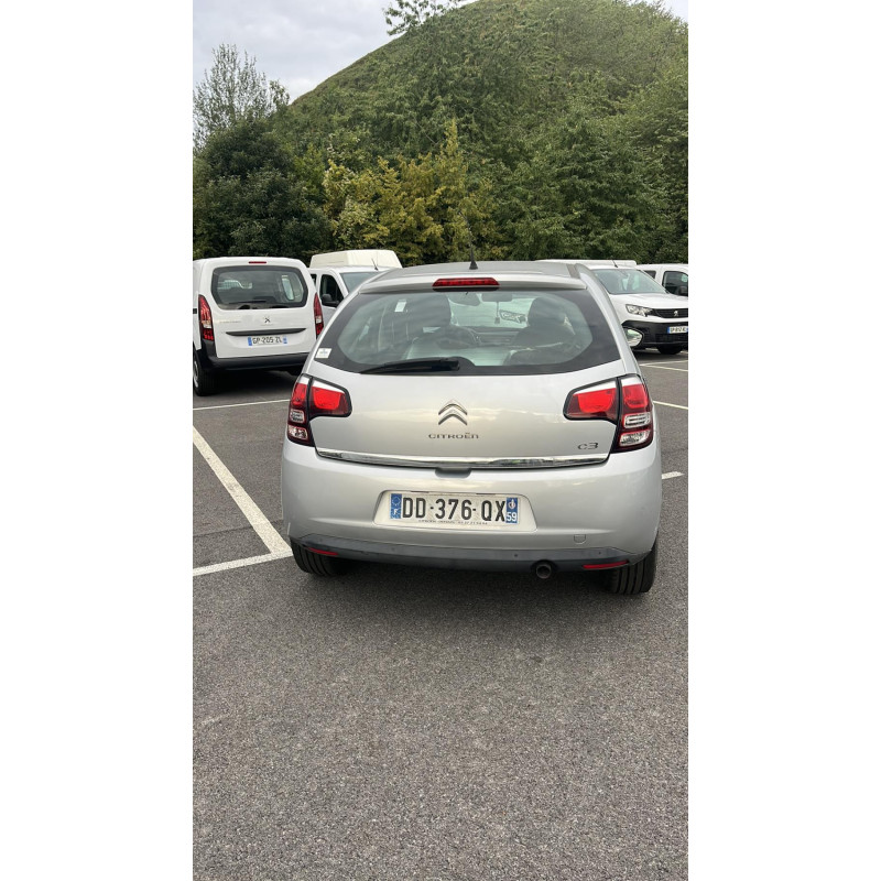 Feu arriere secondaire droit (feux) CITROEN C3 2 Photo n°9