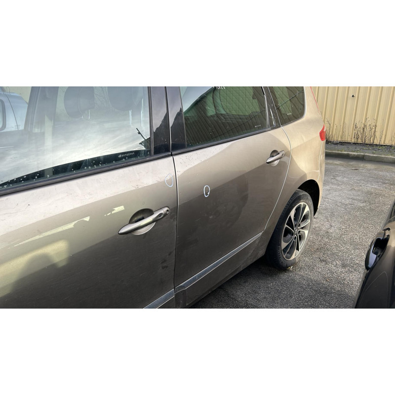 Bouton de coffre RENAULT GRAND SCENIC 3 Photo n°19