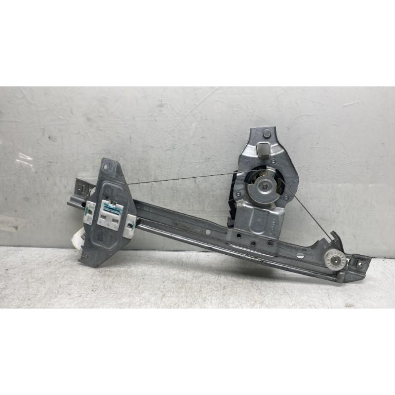 Leve vitre electrique arriere droit CITROEN C3 2 Photo n°4