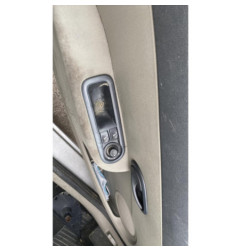 Boitier UCH RENAULT CLIO 3