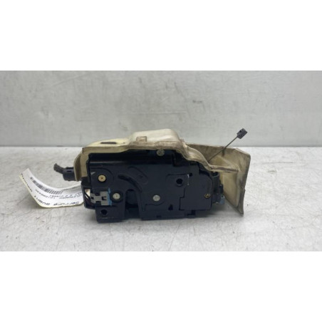 Serrure avant gauche VOLKSWAGEN GOLF 5