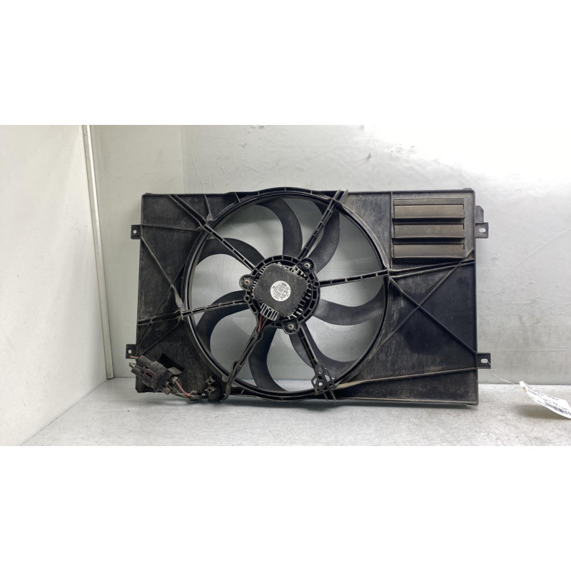 Moto ventilateur radiateur VOLKSWAGEN TOURAN 1 Photo n°2