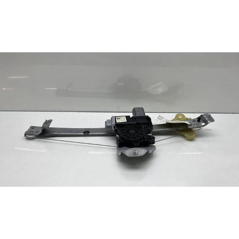 Leve vitre electrique avant gauche RENAULT CLIO 4 Photo n°4