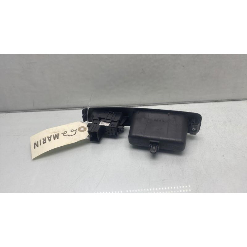 Interrupteur de leve vitre arriere droit NISSAN QASHQAI 1 Photo n°2