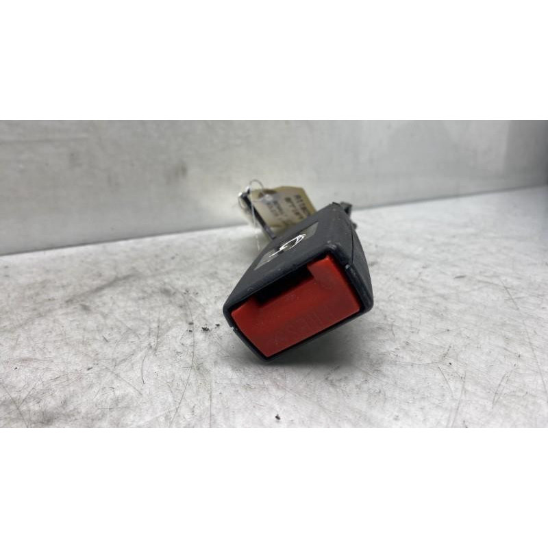Attache ceinture arriere gauche RENAULT KOLEOS 1 Photo n°3