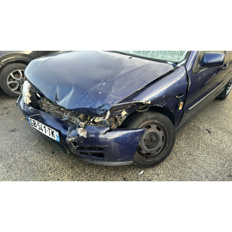Pare choc arriere VOLKSWAGEN POLO 3 Photo n°12
